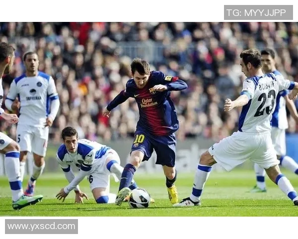 当足球明星们的技术变成笑话时谁才是真正的球场喜剧演员